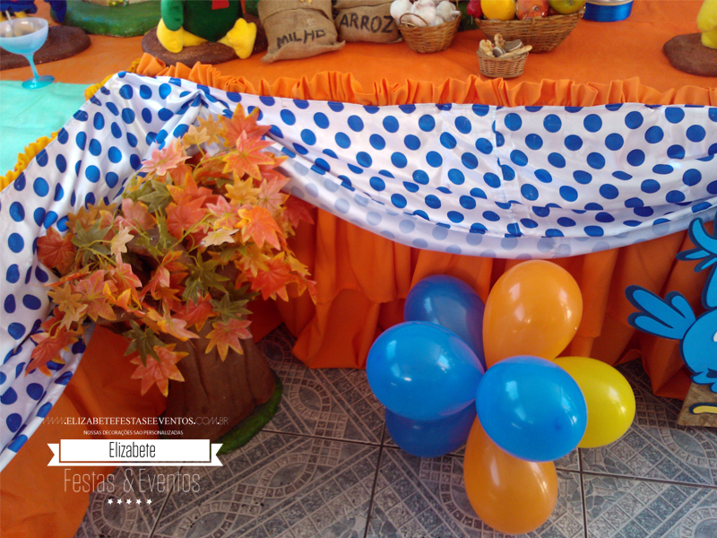 Decoracao infantil tema galinha pintadinha02